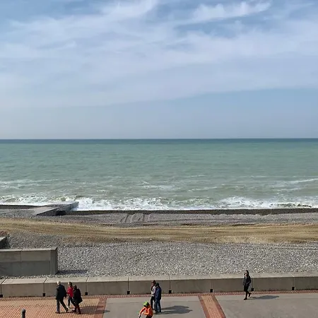 Front De Mer Vue Imprenable דירה